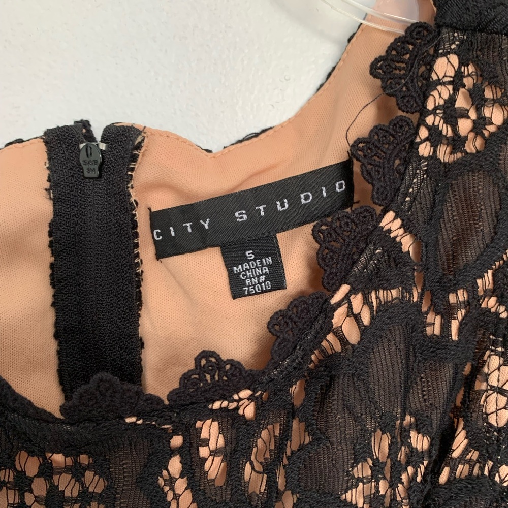 Dress - Picture 2 of 3